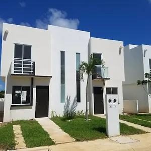 https://casa-cancun-bonita.quintano-roohotels.com